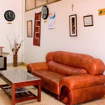 Kahondo Buffalo Hotel Kampala Makerere 外观 照片
