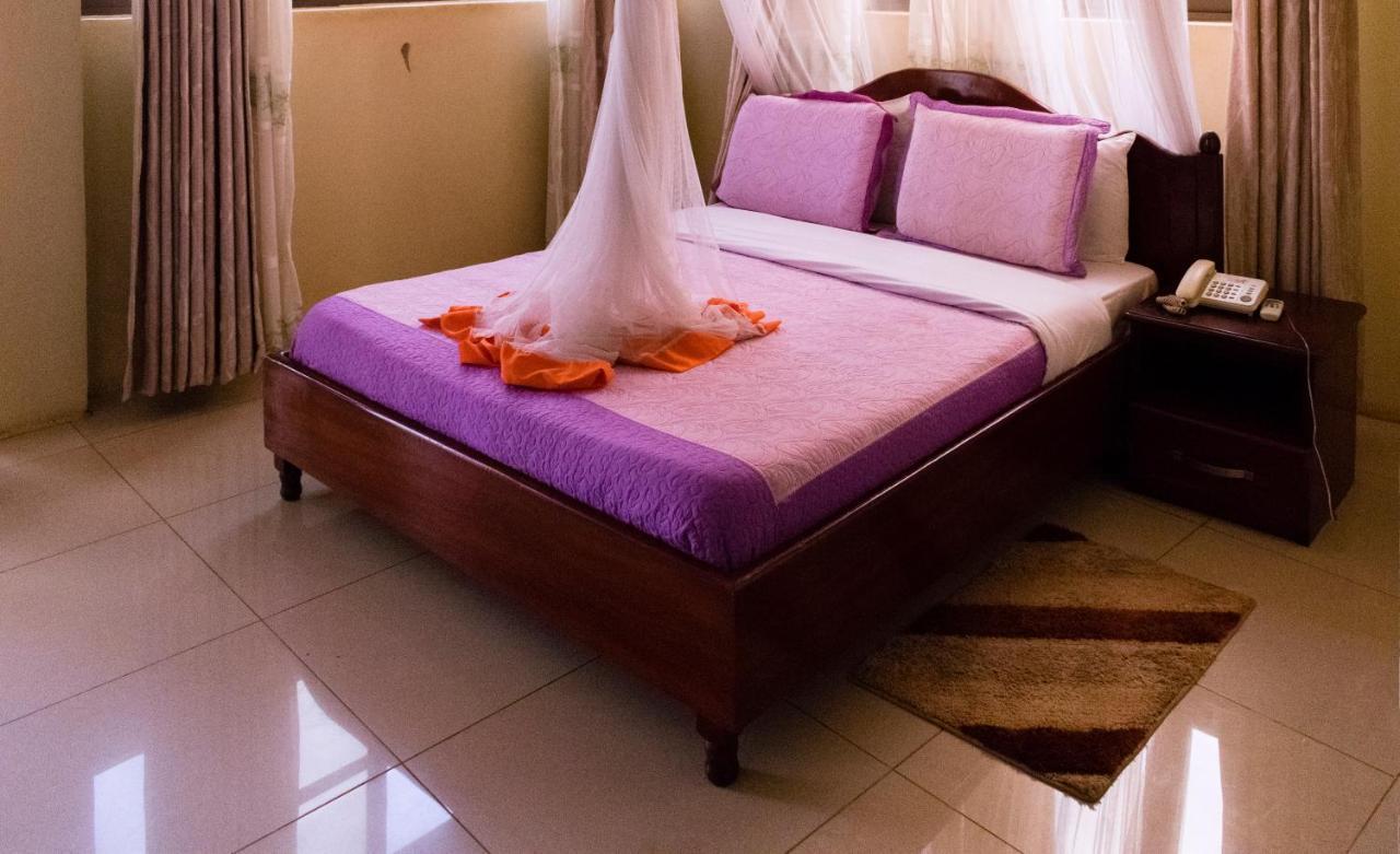Kahondo Buffalo Hotel Kampala Makerere 外观 照片